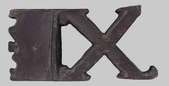 Gürtelbeschlag in Buchstabenform "X"